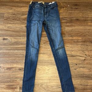 Hollister Dark Blue Skinny Jeans